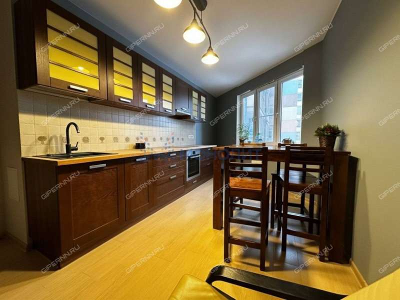 трёхкомнатная квартира на Краснозвёздной улице дом 35