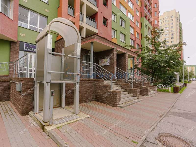 трёхкомнатная квартира на Первоцветной улице дом 6 к1