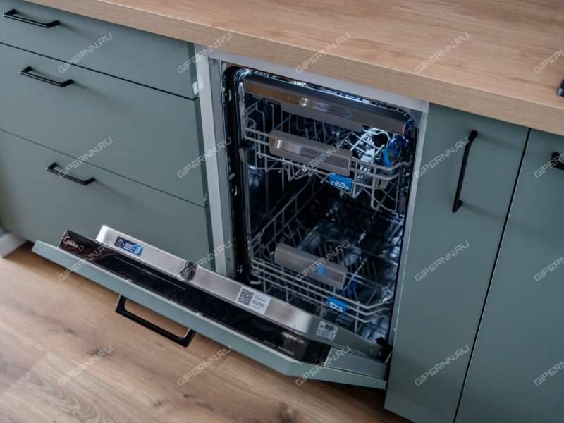 двухкомнатная квартира на улице Александра Хохлова дом 7