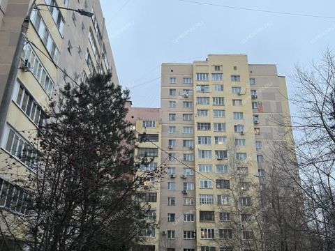 1-komnatnaya-ul-poltavskaya-d-47 фото