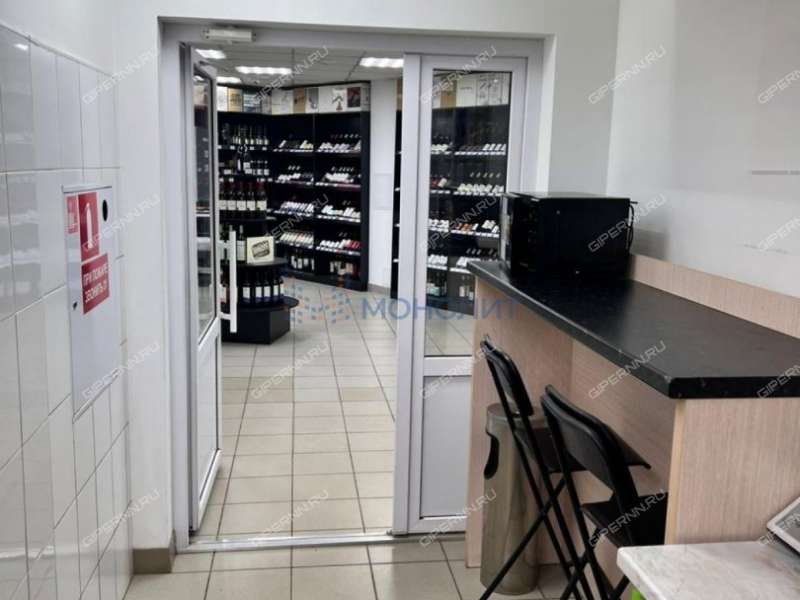 помещение под офис, торговую площадь на проспекте Ленина