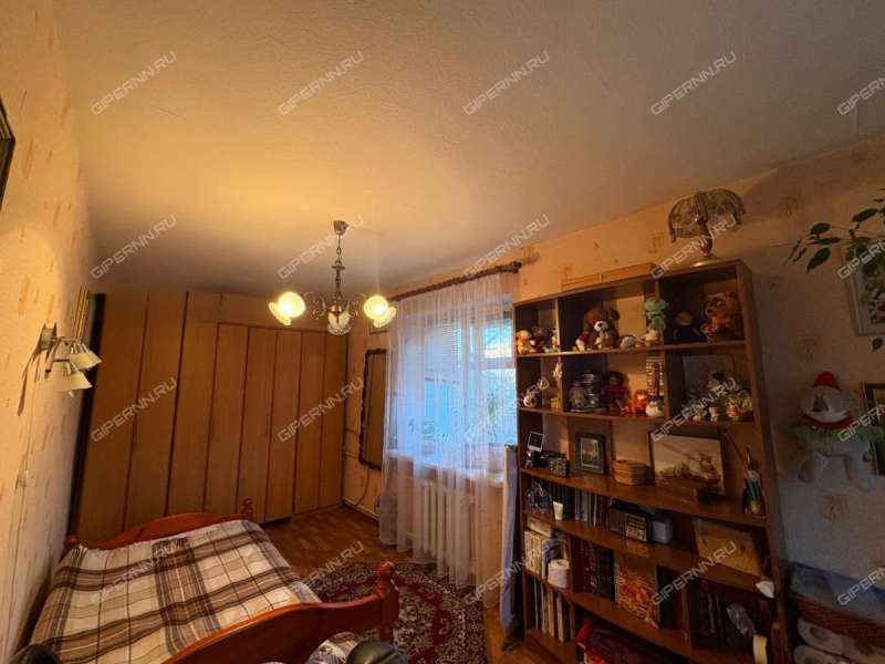 двухкомнатная квартира на улице Сурикова дом 1