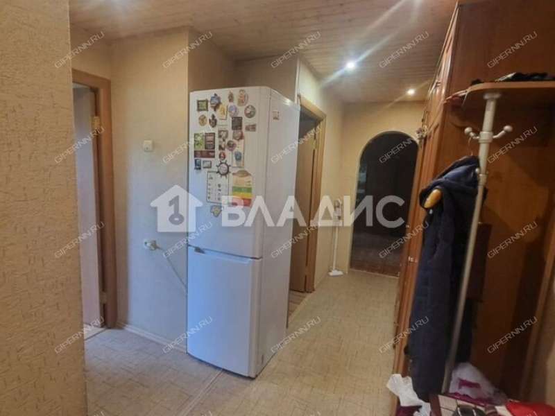 трёхкомнатная квартира на улице Искры дом 17