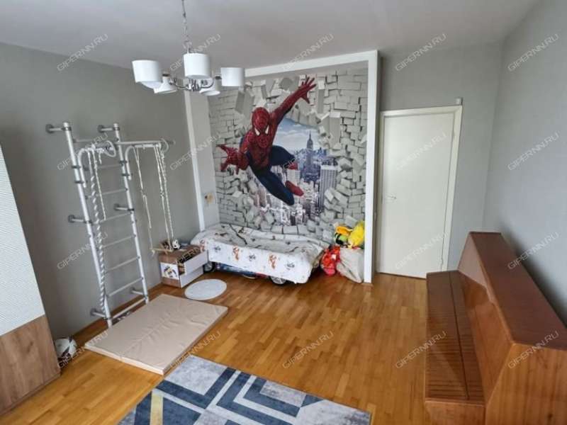 трёхкомнатная квартира на проспекте Кирова дом 6