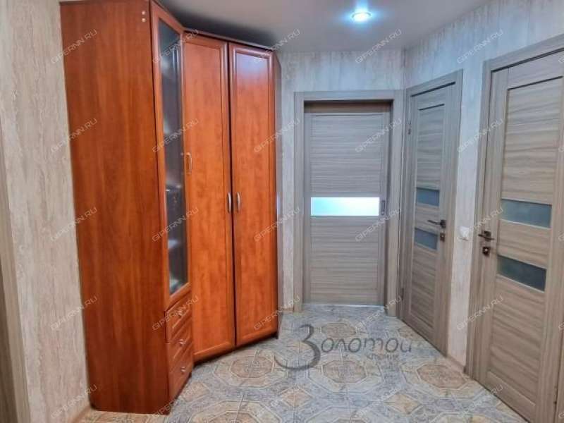 четырёхкомнатная квартира на проспекте Ильича дом 56 к2