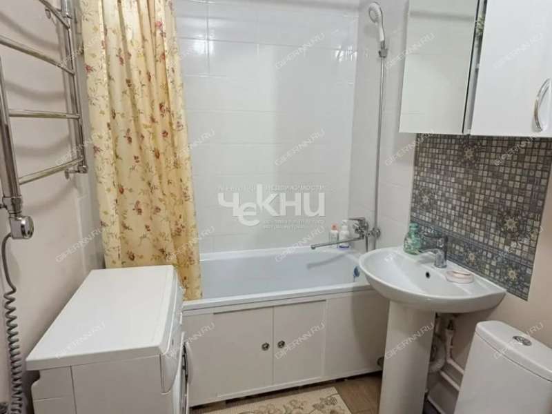 однокомнатная квартира на улице Романтиков дом 3