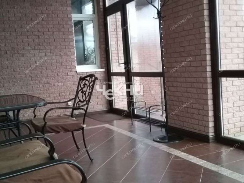 дом на Калухина село Великий Враг