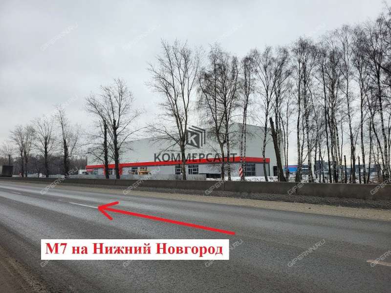 здание под офис, торговую площадь на Московском шоссе