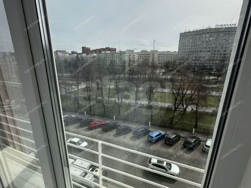 двухкомнатная квартира на площади Максима Горького дом 4