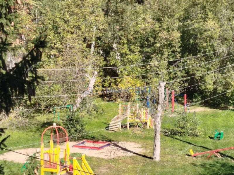 трёхкомнатная квартира на улице Адмирала Васюнина дом 13