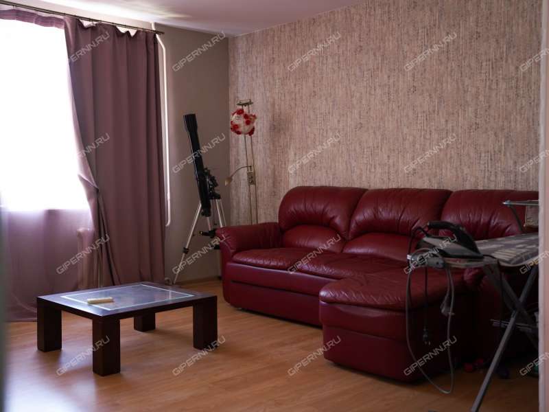 трёхкомнатная квартира на Берёзовской улице дом 103