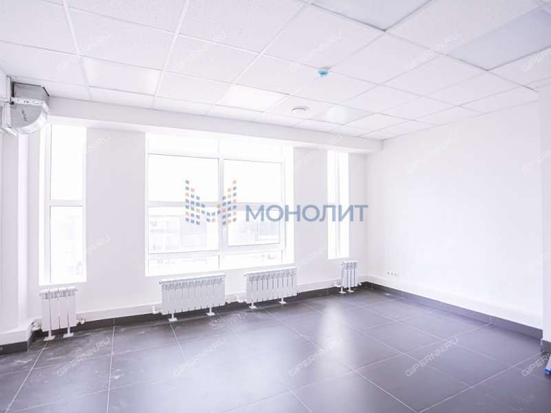 здание под недвижимость под медицинские учреждения, недвижимость под образовательные учреждения на улице Родионова