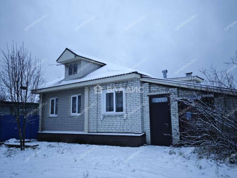 дом на Большой улице посёлок Ляхово