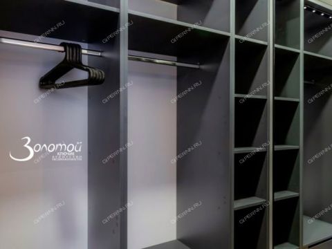 3-komnatnaya-ul-svetlogorskaya-d-6 фото