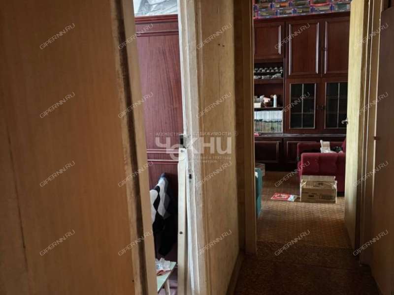 трёхкомнатная квартира на улице Маршала Жукова дом 25