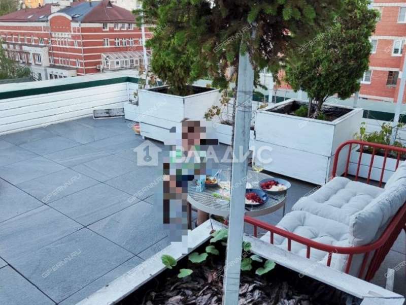 трёхкомнатная квартира на Ошарской улице дом 16