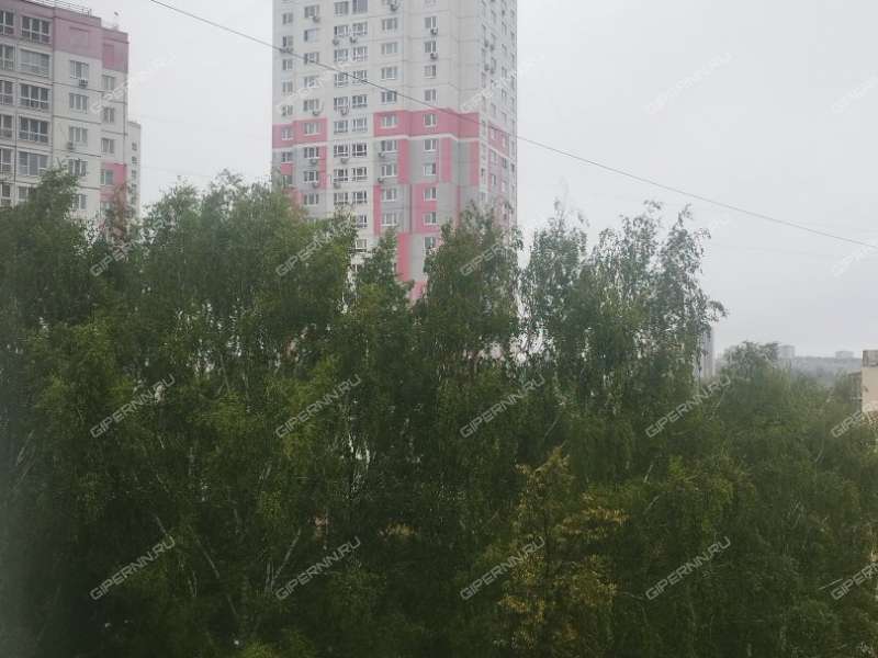 двухкомнатная квартира на бульваре 60-летия Октября дом 20