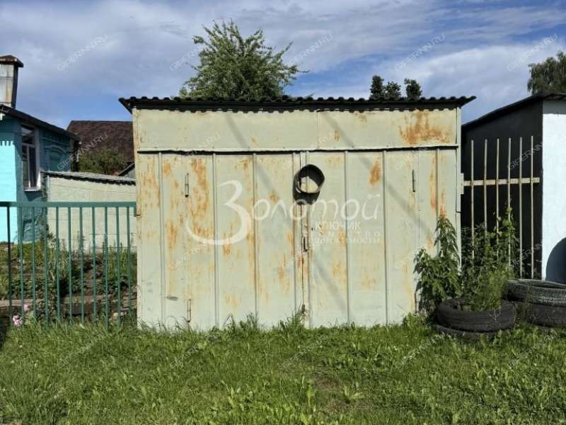 1/2 дома на 20-й линии