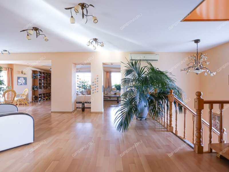 дом на улице Вали Котика