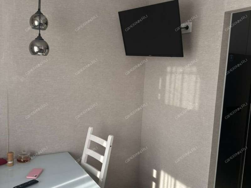 трёхкомнатная квартира на проспекте Ильича дом 38