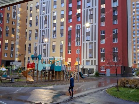 1-komnatnaya-ul-romantikov-d-6 фото