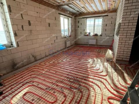 dom-selo-starkovo-volodarskiy-rayon фото