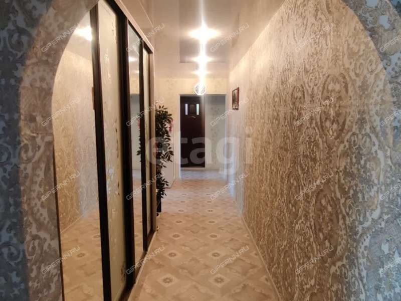 четырёхкомнатная квартира на улице Зайцева дом 17