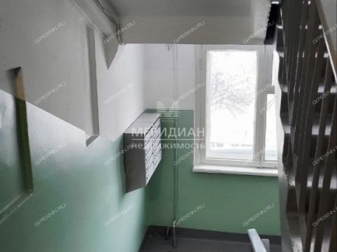 3-komnatnaya-ul-ivana-chugurina-d-1 фото