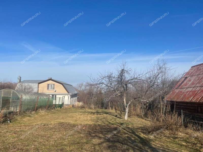 дом на улице Свободы село Работки