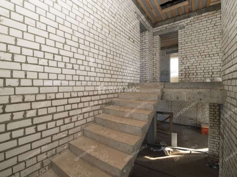 дом на  деревня Утечино