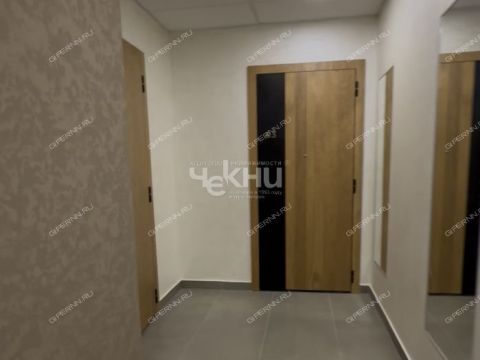 1-komnatnaya-ul-dalnyaya-d-10 фото