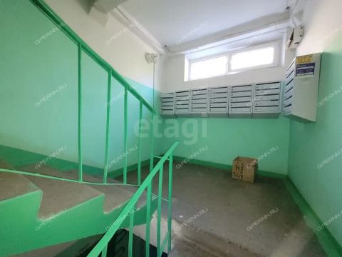 4-komnatnaya-ul-raduzhnaya-d-14 фото