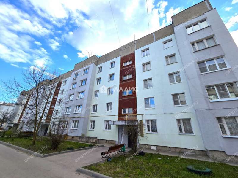 трёхкомнатная квартира на 5 город Чкаловск