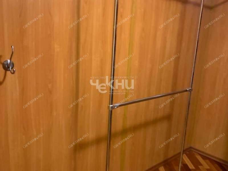 трёхкомнатная квартира на Лукерьинской улице дом 5 город Кстово