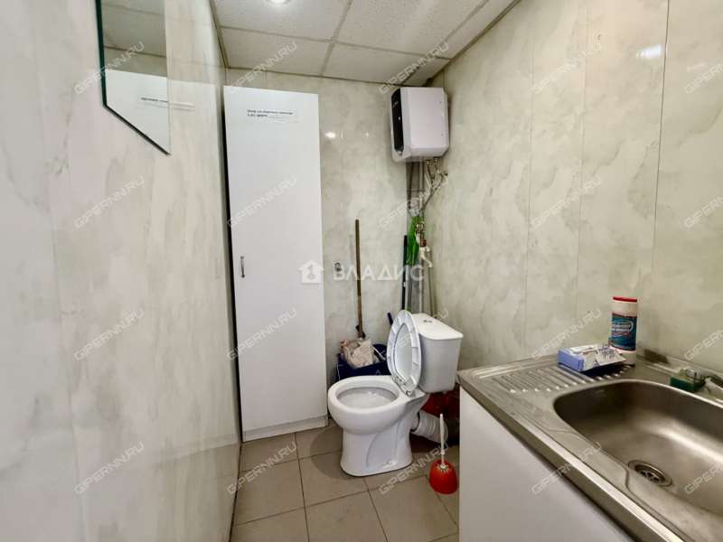 помещение под торговую площадь на Львовской улице