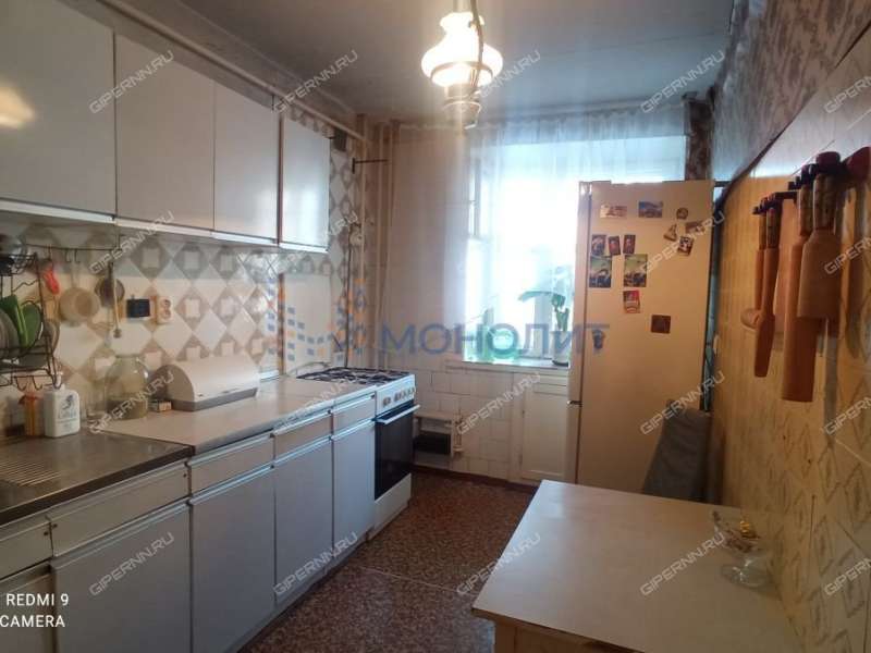 четырёхкомнатная квартира на улице Адмирала Макарова дом 8 к1