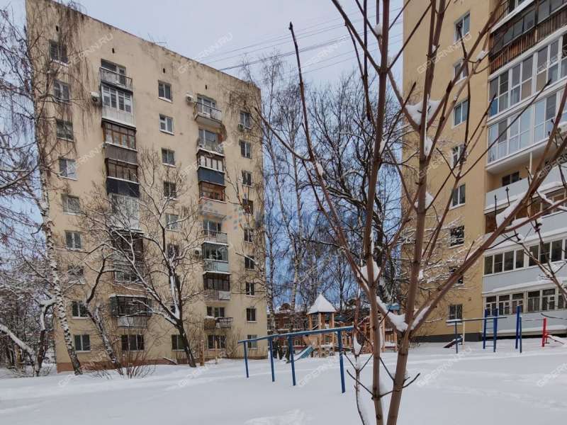 трёхкомнатная квартира на Суетинской улице дом 2