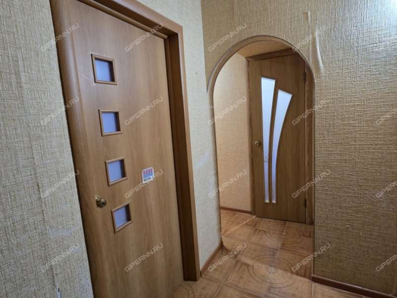 двухкомнатная квартира в 2-м микрорайоне дом 17 город Кстово