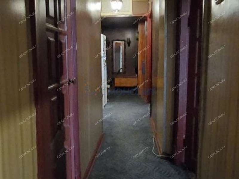 трёхкомнатная квартира на улице 50-летия Победы дом 32