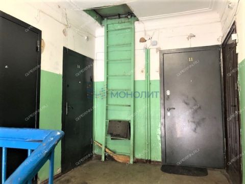 2-komnatnaya-ul-dvizhencev-d-4 фото