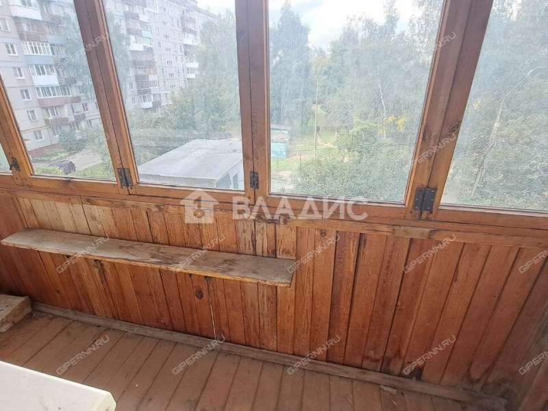 четырёхкомнатная квартира на улице Краснодонцев дом 19