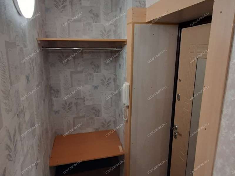 двухкомнатная квартира в 2-м микрорайоне дом 20 город Кстово