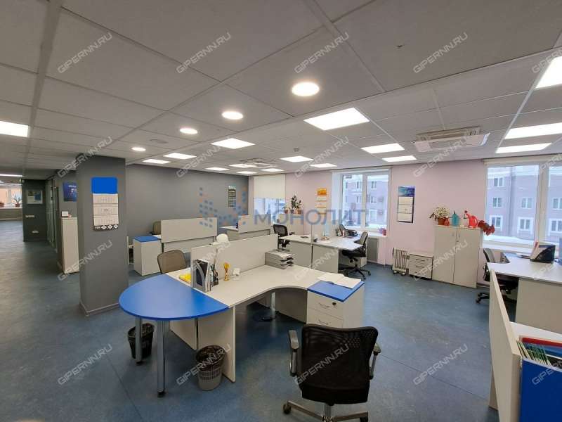 помещение под офис, недвижимость под гостиничный бизнес на проспекте Ленина