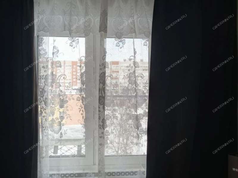 трёхкомнатная квартира на улице Сергея Есенина дом 35