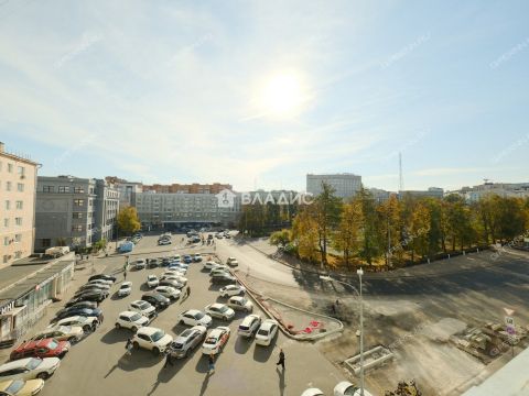3-komnatnaya-pl-maksima-gorkogo-d-2 фото