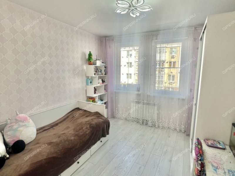 трёхкомнатная квартира в 6-м микрорайоне дом 36 город Кстово