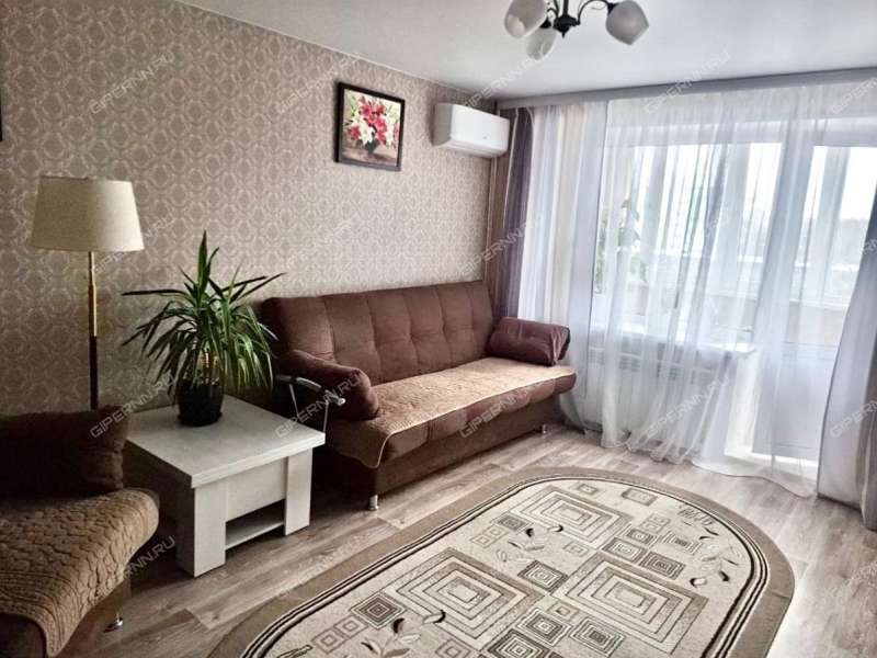 трёхкомнатная квартира на Южном шоссе дом 39