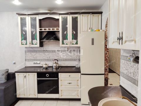 2-komnatnaya-nab-volzhskaya-d-8-k1 фото