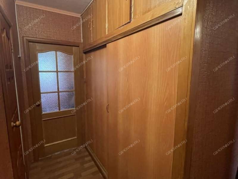 трёхкомнатная квартира в Бакинском переулке дом 1