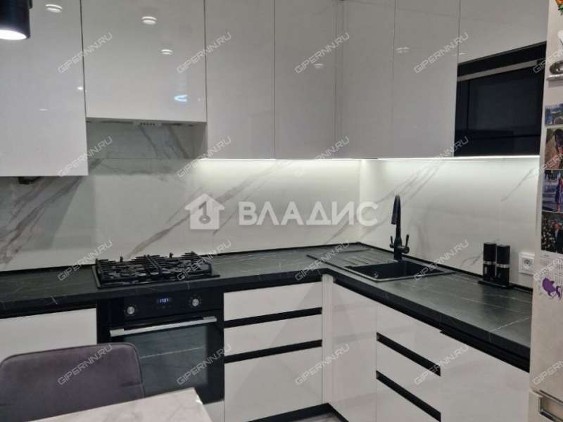 двухкомнатная квартира на улице Ванеева дом 104 к2